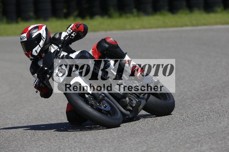 /Archiv-2024/29 12.06.2024 MOTO.CH Track Day ADR/Gruppe gelb/63